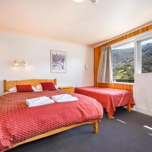 Studio (2 Adults) - Winter