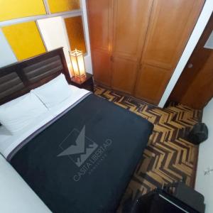 Double Room with Shared Bathroom