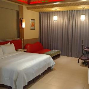 Queen Room