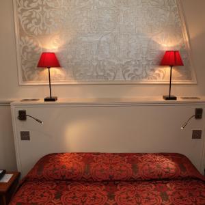 Single Room with Private Bathroom