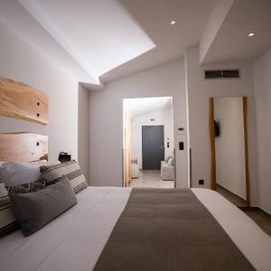 King Room with Garden View