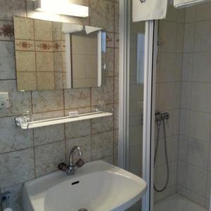 Double Room with Balcony and Lake View