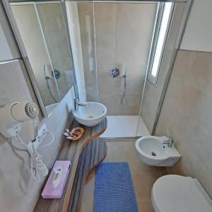 Double Room with Partial Sea View