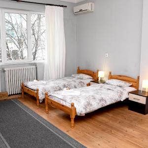 Twin Room with Private External Bathroom