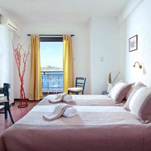 Double or Twin Room with Sea View