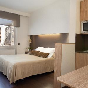 Standard Double or Twin Room with Garden View