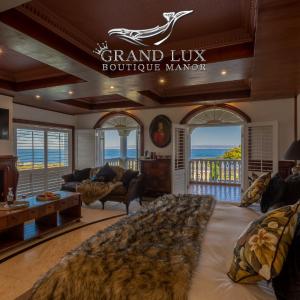 King Suite with Sea View