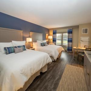 Standard Queen Room