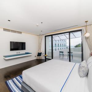 Family Room with Sea View