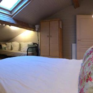Quadruple Room with Private Bathroom