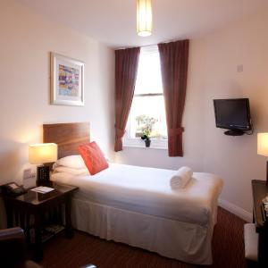 Classic Single Room