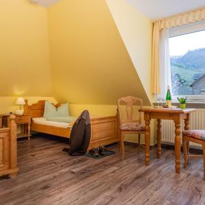 Twin Room with Balcony