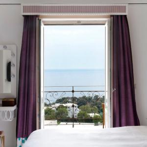 Suite with Sea View
