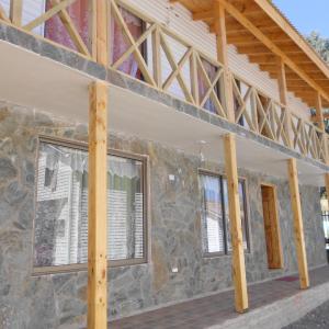 Bungalow (5 Adults)