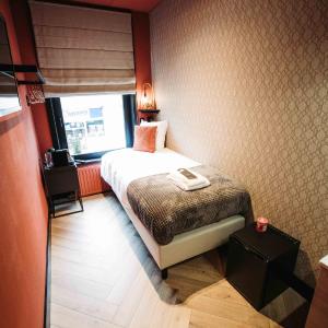 Small Single Room
