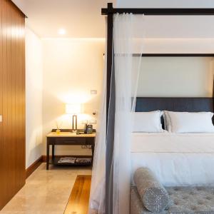 Suite with Private Pool