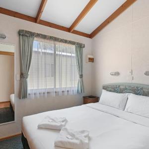 Superior Family Three-Bedroom Cabin