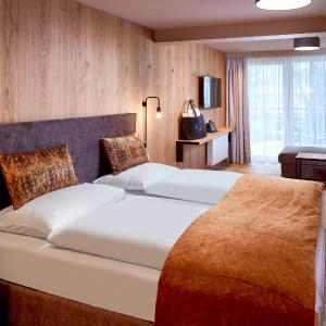 Junior Suite with Mountain View