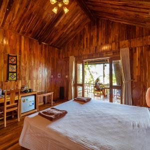 Beach Front Bungalow - Free all Mini-bar
