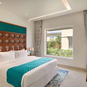 Sunrise King Suite - Non-Smoking