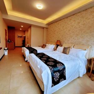 Quadruple Room with Mountain View