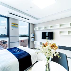 Superior Double Room with Lake View