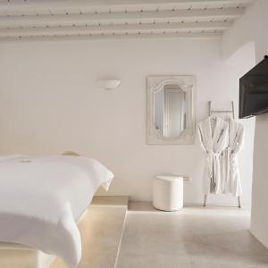  Junior Sea View Suite