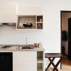 Suite 2 Bedrooms