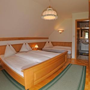 Classic One-Bedroom Apartment