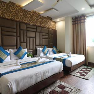 Deluxe Family Room