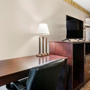 Double Room with Two Double Beds - Smoking