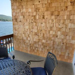 Lakefront Suite