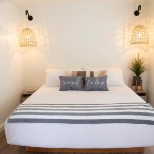 Deluxe King Room Pet Friendly