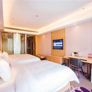 Elegant Twin Room