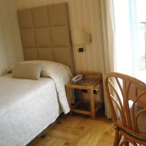 Single Room with Beach Access