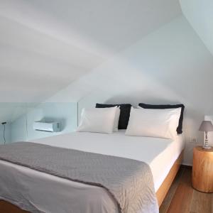 Superior Junior Suite with Private Pool - Spilled Level