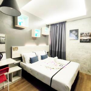 Theme Room