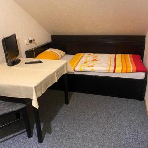 Economy Single Room