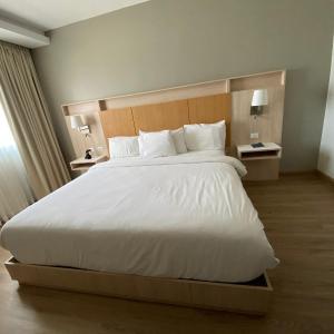 Executive 1 King Bed, Nonsmoking