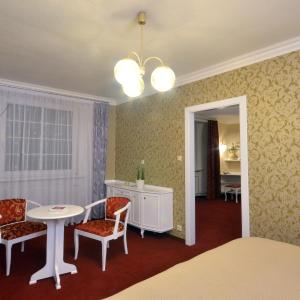 One-Bedroom Suite