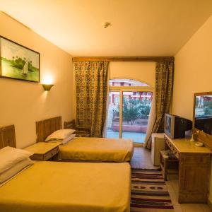 Triple Room with Balcony