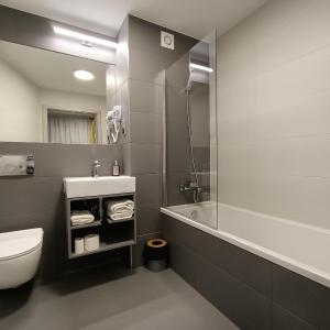 Deluxe Double Room with Bath