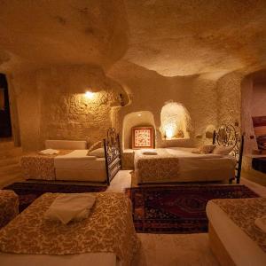 Family Suite (6 Adults)