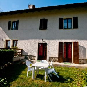 Two-Bedroom Apartment (5 Adults)