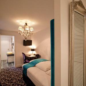 Large Single Room