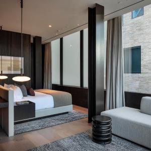 King Suite with Harbor View - Hohi
