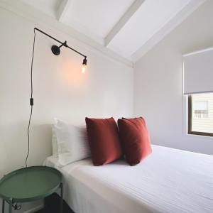 Deluxe Cabin (Sleeps 2)
