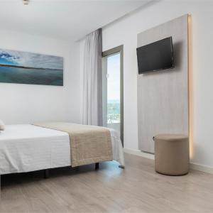  Deluxe Double Room with Hot Tub and Sea View