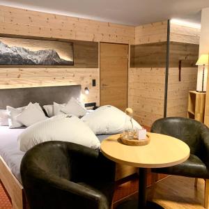 Superior Double Room with Forest View