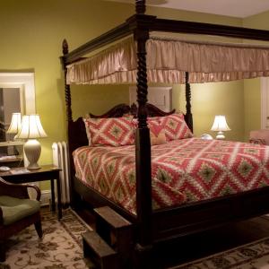 Irene Danner Suite (second floor)